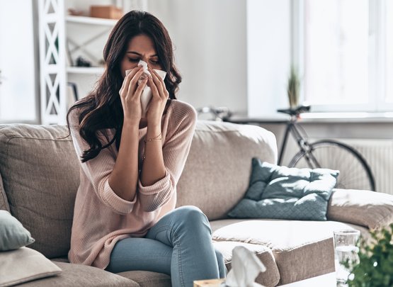 Heizungsluft: Im Herbst & Winter verschlimmert sich die Hausstaub-Allergie 